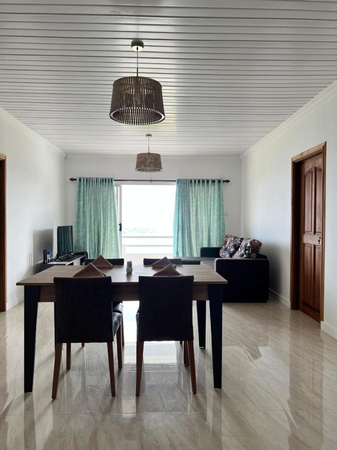 Western Ocean Breeze Self Catering Victoria Eksteriør bilde