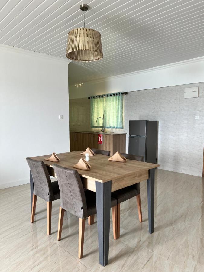 Western Ocean Breeze Self Catering Victoria Eksteriør bilde